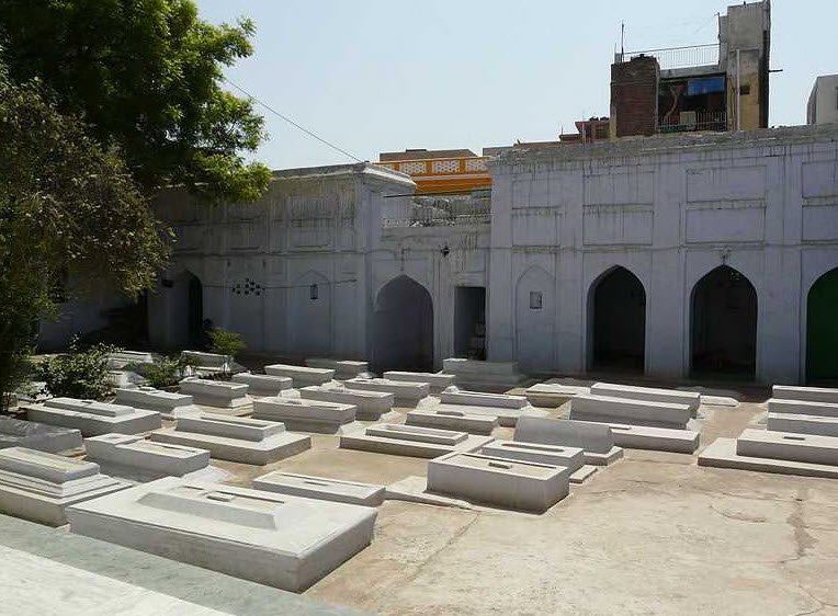 Hijron Ka Khanqah, South Delhi, Delhi - Vushii.com Hijron Ka Khanqah, South Delhi, Delhi - Vushii.com